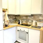 Serendipity I Sala Palatului Apartman