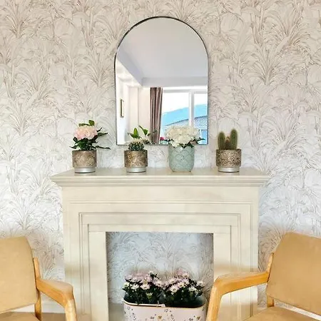 Serendipity I Sala Palatului *