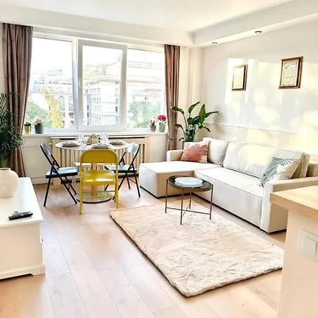 Serendipity I Sala Palatului Bucarest