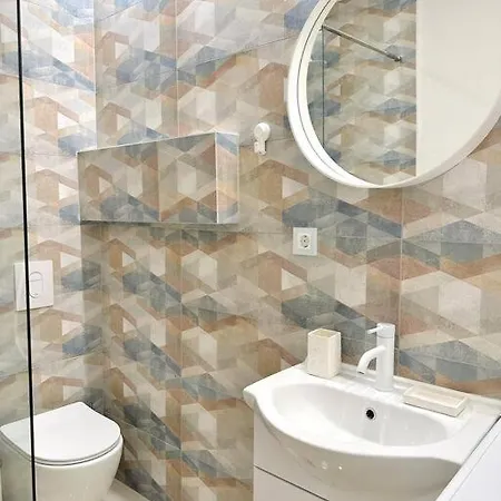 Serendipity I Sala Palatului