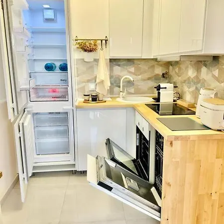 Serendipity I Sala Palatului *